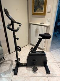 Cyclette domyos eb520  + coprisella