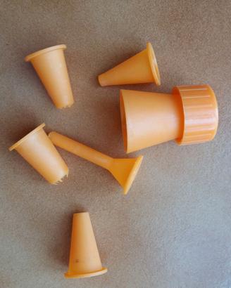 ricambi arancioni in plastica per sac a poche
