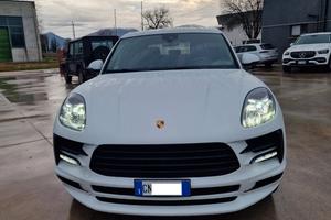 Porsche Macan 2.0 252cv pdk DA VETRINA