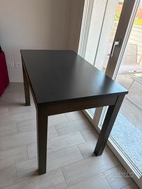 Tavolo in legno