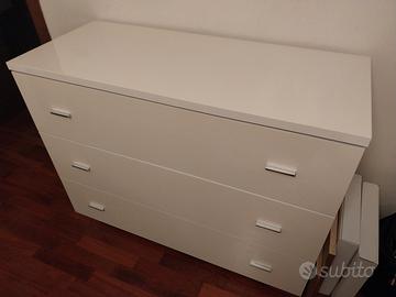 Comò tre cassetti bianco laccato