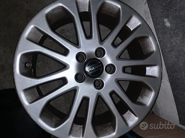 Cerchi in lega originali volvo V40