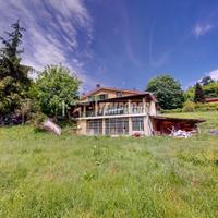 CASA INDIPENDENTE LIBERA SU QUATTRO LATI!