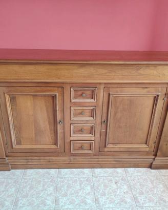 Mobile in legno massiccio