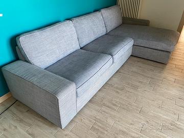 Divano Kivik Ikea con chaise longue