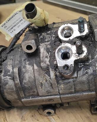 Compress clima KIA CARNIVAL PASSO CORTO 2.9 D 2006