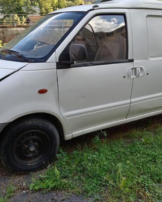 Nissan Vanette