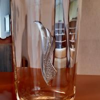 Vaso in cristallo con foglia d'argento