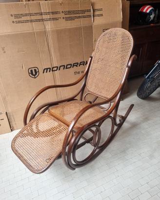 Dondolo Stile Thonet
