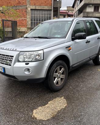 Land Rover Freelander 2.2 TD4 S.W. SE