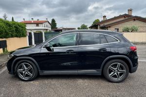 Vendita MERCEDES GLA 200 4matic