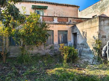 Casa campidanese su lotto di 400 mq