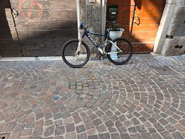 bici trek zr 9000
