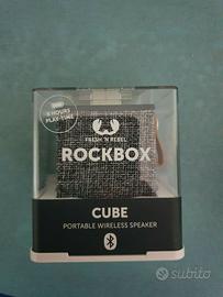 Altoparlante wireless Rockbox Cube