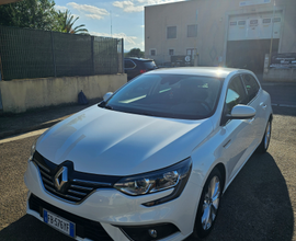 RENAULT Megane IV 1.5 DCI 110cv Energy Intens