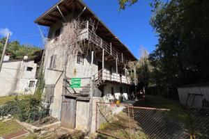 CASA DA RISTRUTTURARE COMPLETAMENTE - AMPIA MET...