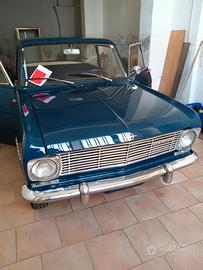 Macchina d'epoca 