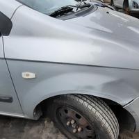 HYUNDAI GETZ 2005 - PARAFANGO DESTRO