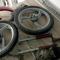 Ricambi Si piaggio e motore ciao