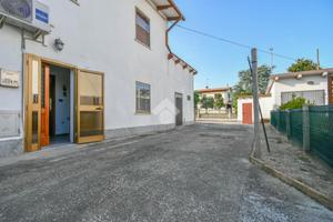 CASA SEMINDIPENDENTE A POGGIO RENATICO