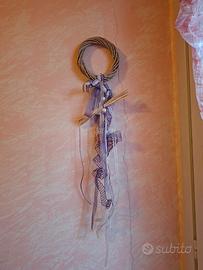 Decorazione da Appendere in Vimini con Fiocchi 