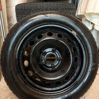 Alfa Romeo Giulietta 4 Gomme + cerchi invernali