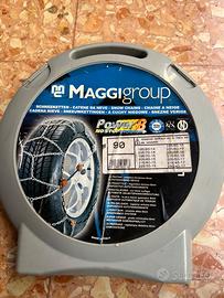 Catene da neve gr. 90 + Calze mai montate nuove