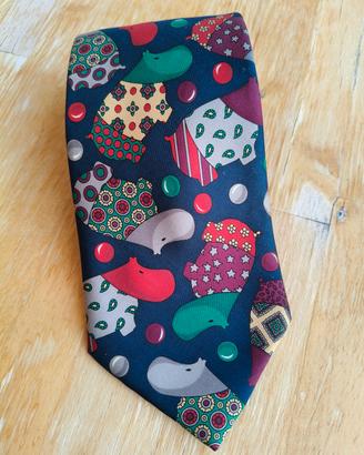 cravatta vintage  pura seta con ippopotamo 