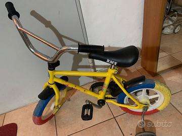 Bicicletta con rotelle