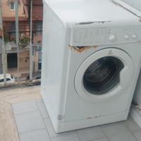 lavatrice funzionante solo difetti estetici in fot