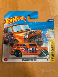Hot Wheels '67 Austin Mini Van