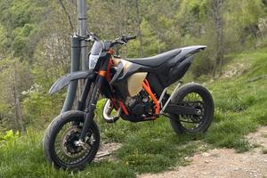 Ktm exc 125 six days 2013
