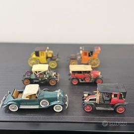 Antichi modellini d’auto d'epoca Rio e Brumm