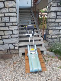 Montascale a cingoli