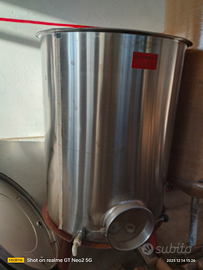 Botti come nuove da 1000 e 1500 litri inox
