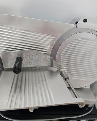 AFFETTATRICE marca Essedue mod 300c