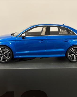 Audi rs3 sedan