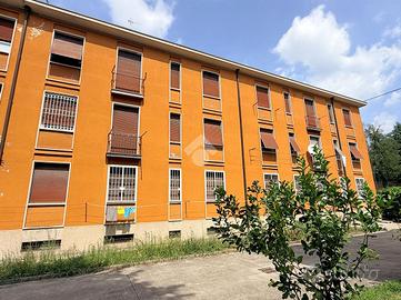3 LOCALI A CARATE BRIANZA