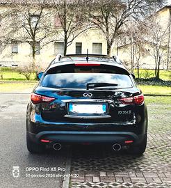 Suv sportivo 4x4 automatico 6 cilindri 