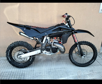 Husqvarna wr 300 (targata)