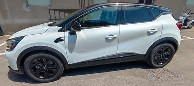Renalut Captur serie Rive Gouche