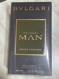 Bulgari Man Wood Essence.