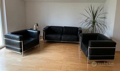 LC3 2 Poltrone in pelle nera di MDF ITALIA