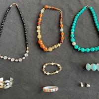 bigiotteria collane e bracciali 8 pezzi