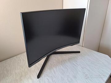 Monitor Samsung Gaming Odyssey G5 curvo 144Hz, 27"