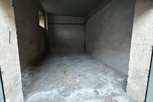 Deposito 25 mq in Baronissi