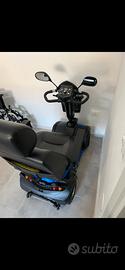 Scooter elettrico 4 ruote anziani e/o dis NUOVO