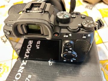 SONY A7III,OBIETTIVO 28-70 E FLASH