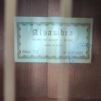 chitarra classica Alhambra 