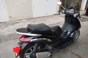 piaggio Beverly 250